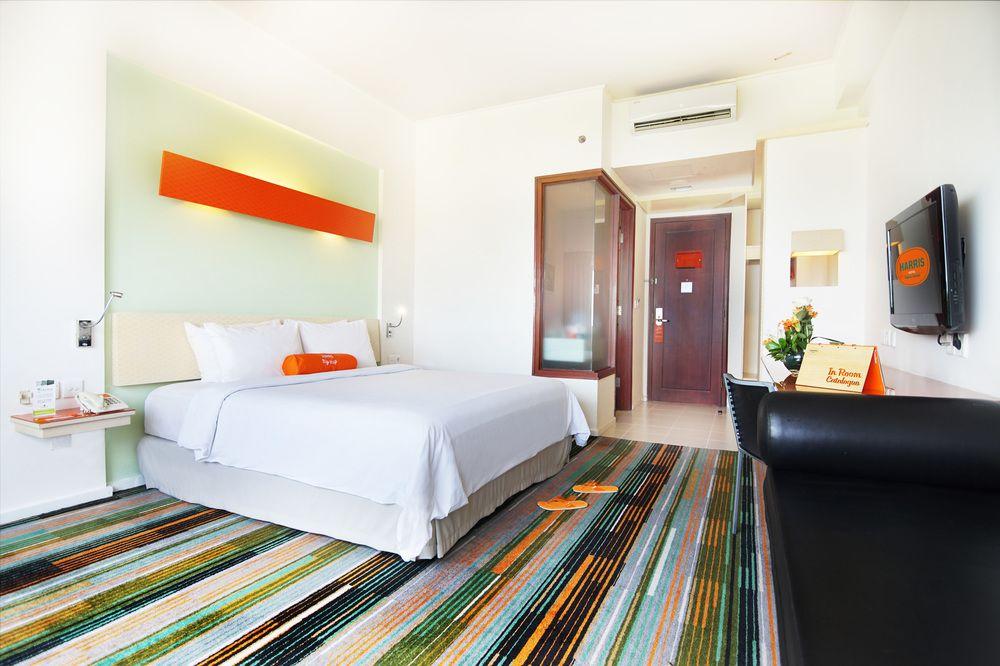แฮร์ริส โฮเต็ล บาตัม เซ็นเตอร์ Hotel Batam ภายนอก รูปภาพ