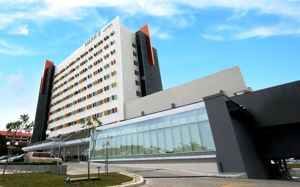แฮร์ริส โฮเต็ล บาตัม เซ็นเตอร์ Hotel Batam ภายนอก รูปภาพ